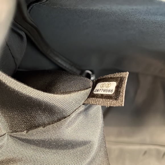 CHANEL XXL Jumbo Classic Flap Bag - Picture 12 of 16